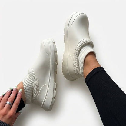 Women's Cosy Weatherproof Clogs